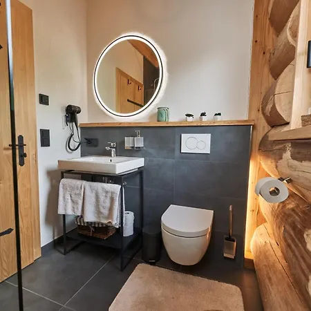 Jakob Chalet