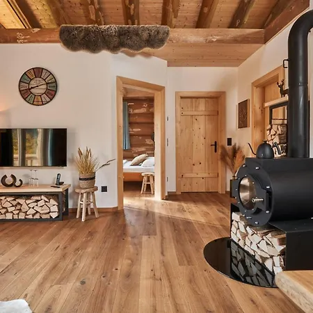 Jakob Chalet